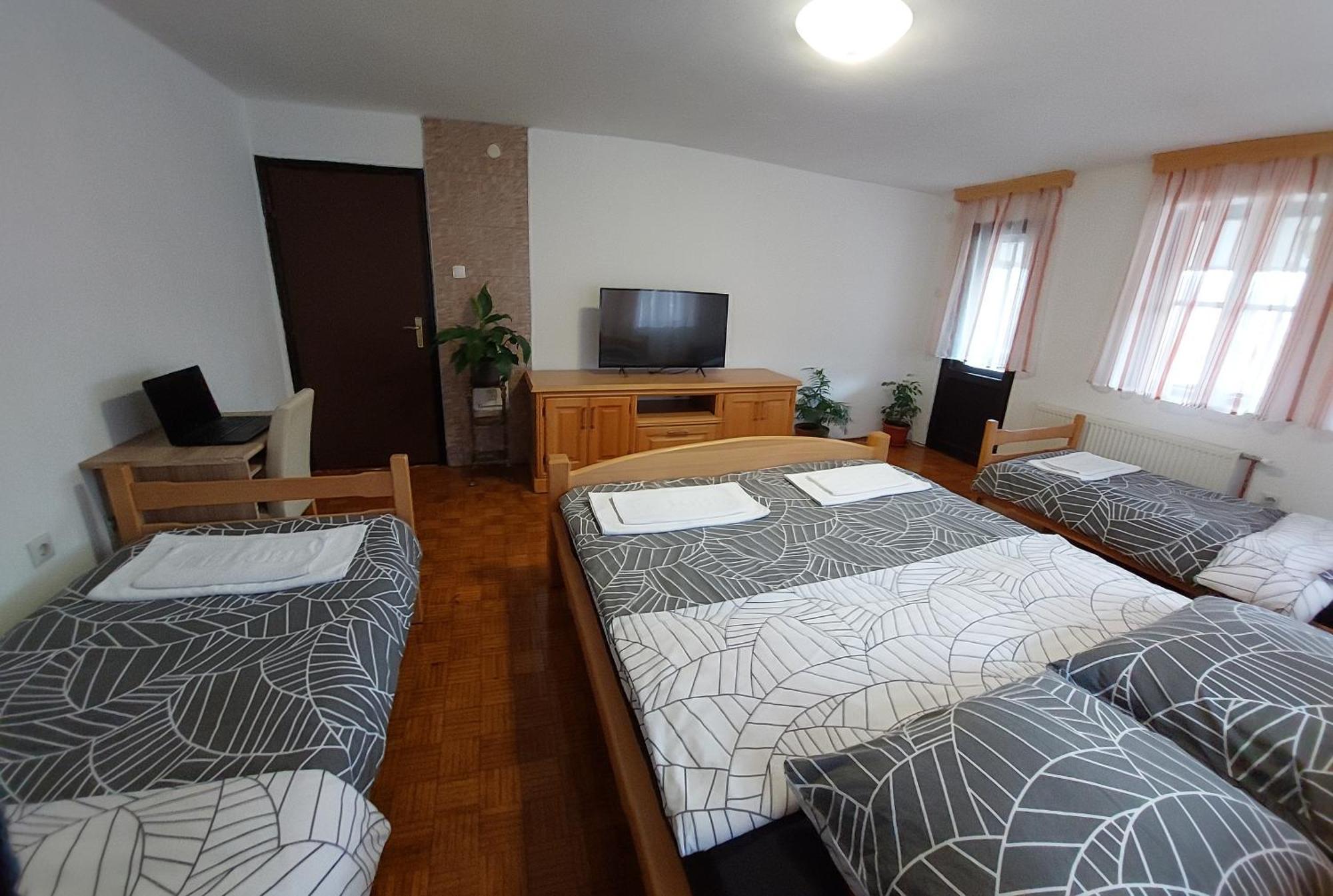 Aparthotel Panorama Travnik Habitación foto